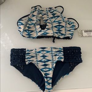 Frankies Bikinis